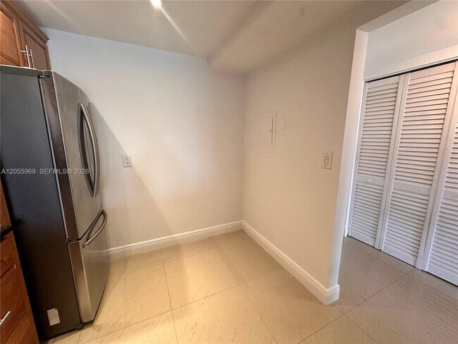 Foto del edificio - 10425 SW 112th Ave