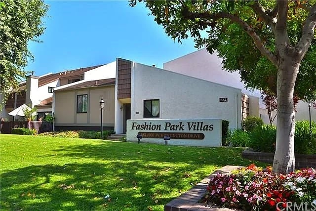 Building Photo - 598 W Huntington Dr