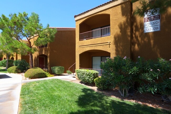 Foto del edificio - 950 Seven Hills Dr