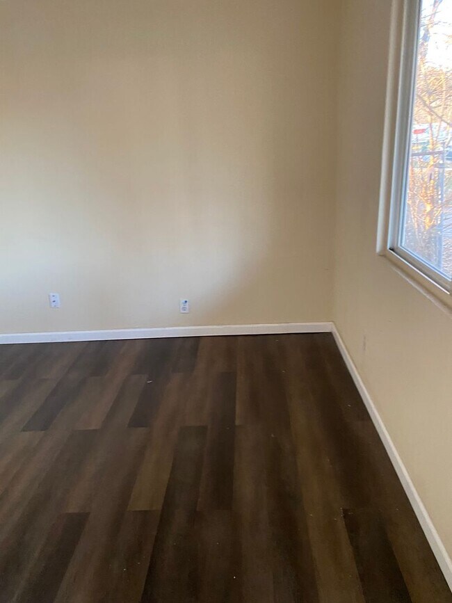 Foto del edificio - Nice 3BD/1BA Home