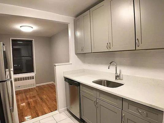 Foto del edificio - 1 bedroom in Bronx NY 10465