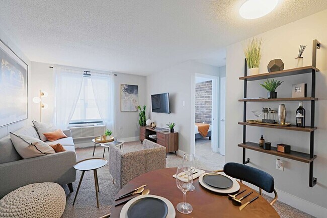 Building Photo - 1505 N Peoria Ave