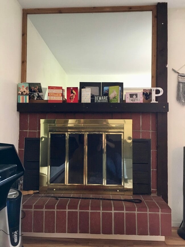 Fireplace - 2630 Juniper Ave