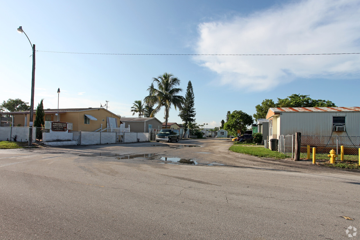 Primary Photo - Park Ridge East Mobile Home Park