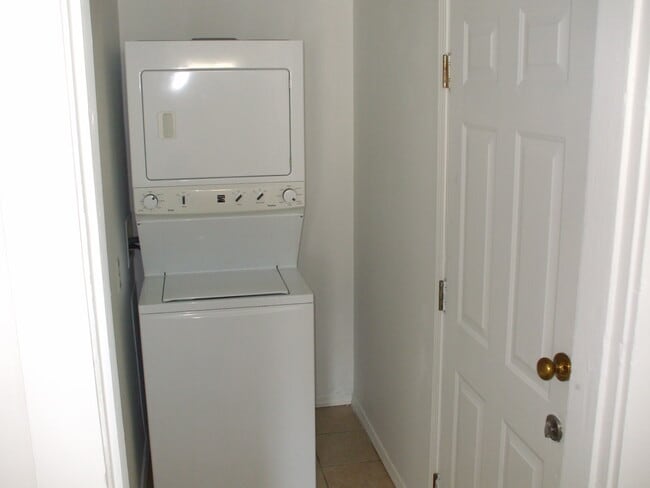 Foto del edificio - 700 E 11th Ave