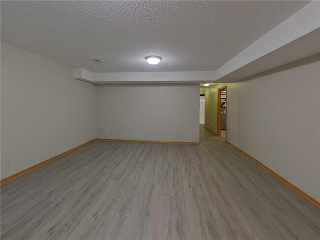 Foto del edificio - 19405 Baldwin Cir NW