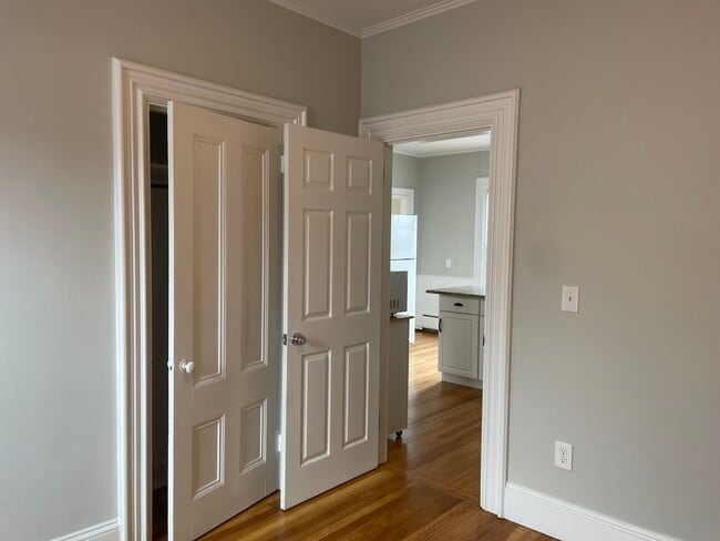 Bedroom 2 - 92 Bank St