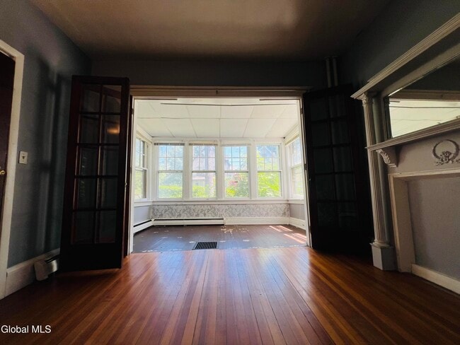 Foto del edificio - 57 S Main Ave