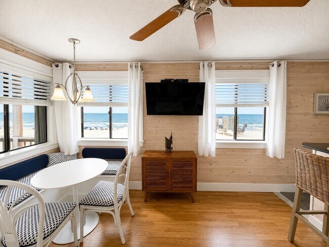 Foto del edificio - 1711 S Ocean Blvd