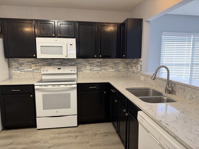 Foto del edificio - 96095 Tidal Bay Ct