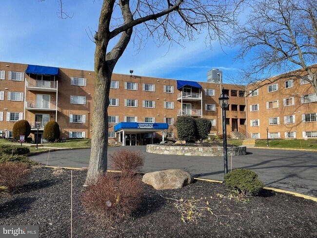 Foto del edificio - 300 Byberry Rd