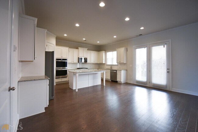 Building Photo - 532 Avondale Hills Dr