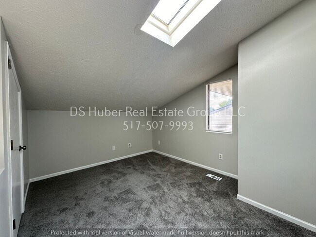 Foto del edificio - 2349 Coyote Creek Dr