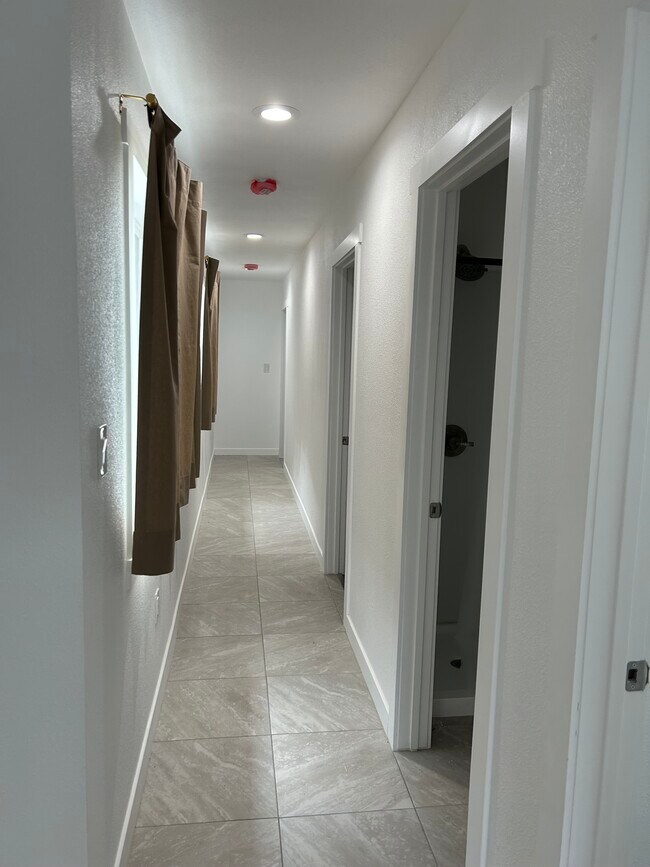 Foto del edificio - 25888 Juniper St