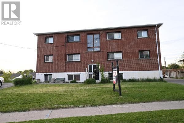 Primary Photo - 390 Dean Ave