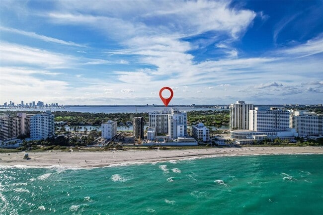 Foto del edificio - 5401 Collins Ave