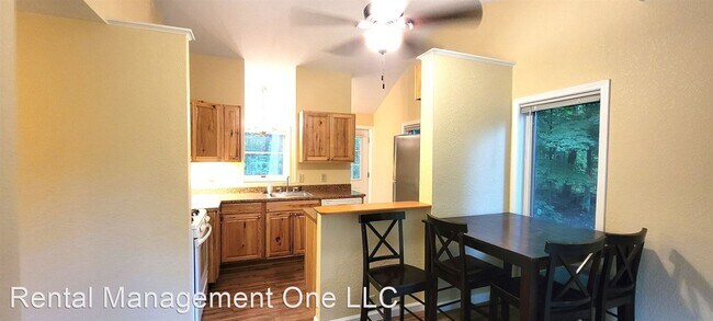 Foto del edificio - 3 br, 2 bath House - 19444 Bryan St