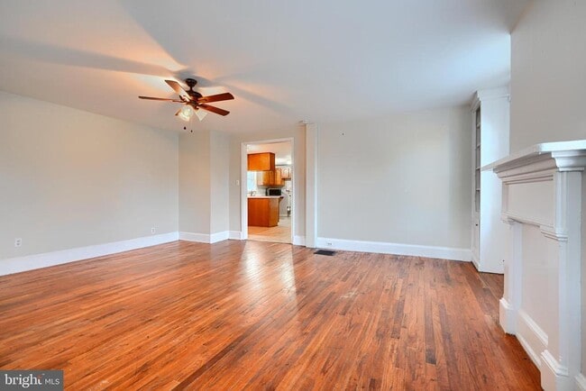 Foto del edificio - 359 Old Bayview Rd