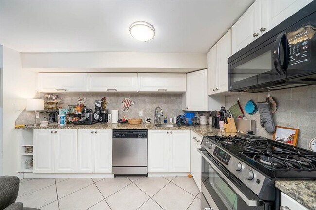 Foto del edificio - 313 4th St