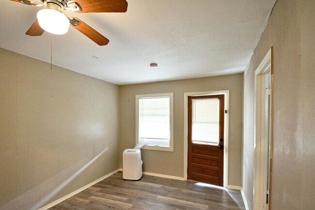 Foto del edificio - 517 E Martindale St