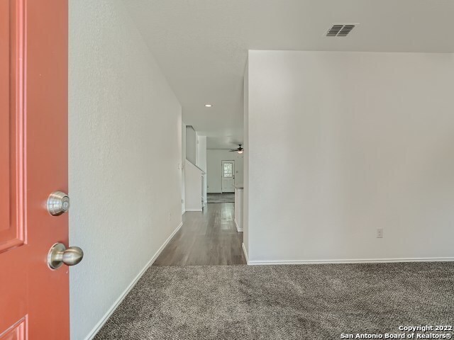 Building Photo - 15111 Pandion Dr