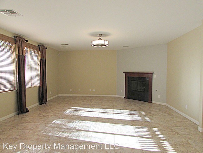 Building Photo - 4 br, 3.5 bath House - 844 Veramar Ct