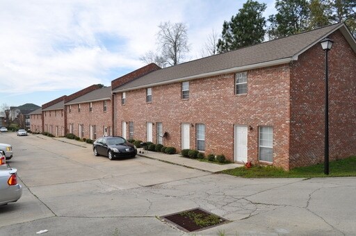 Primary Photo - Woodland Place Townhouses