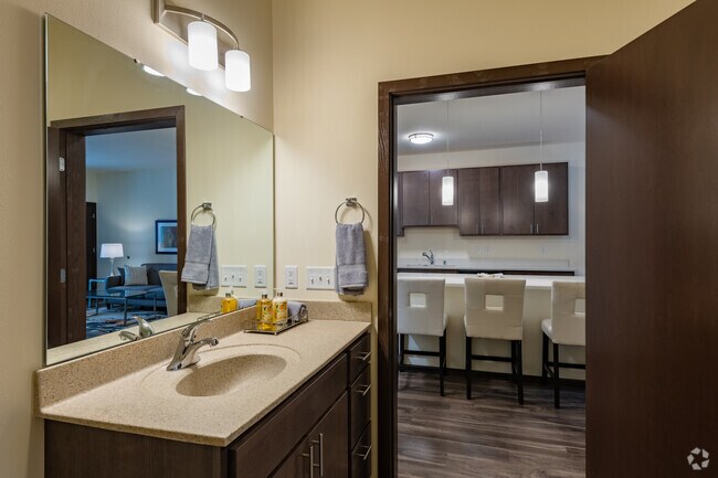 1HAB, 1BA - 771 ft² - Middleton Center Ph 2, LLC Building C
