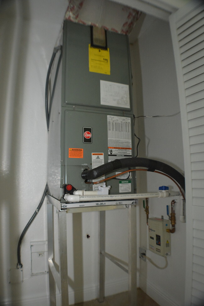 Foto del edificio - 9466 SW 6th Terrace