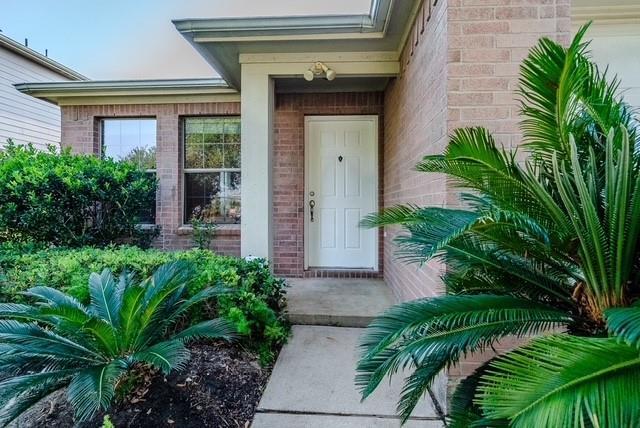 Foto del edificio - 2727 Roaring Oaks Ln
