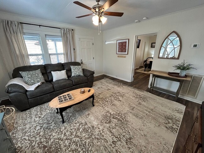 Foto del edificio - Furnished 2/2 House in Downtown Ellijay- $1,995