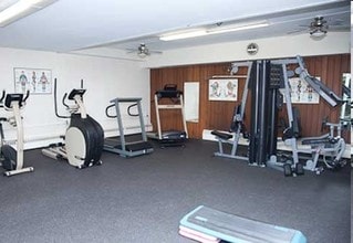 Building Photo - Cloisters of the Don