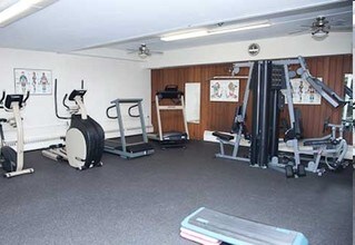 Building Photo - Cloisters of the Don