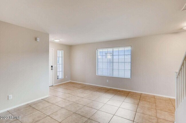 Foto del edificio - 23221 N 20th St