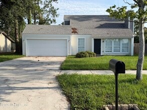 Building Photo - 3545 N Ride Dr