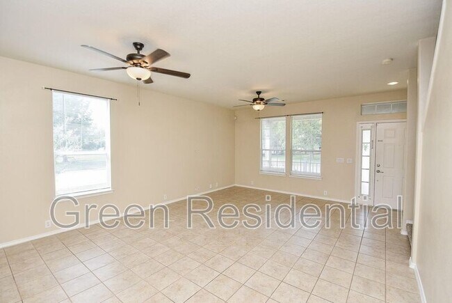 Foto del edificio - 23602 Youpon Lake Ln