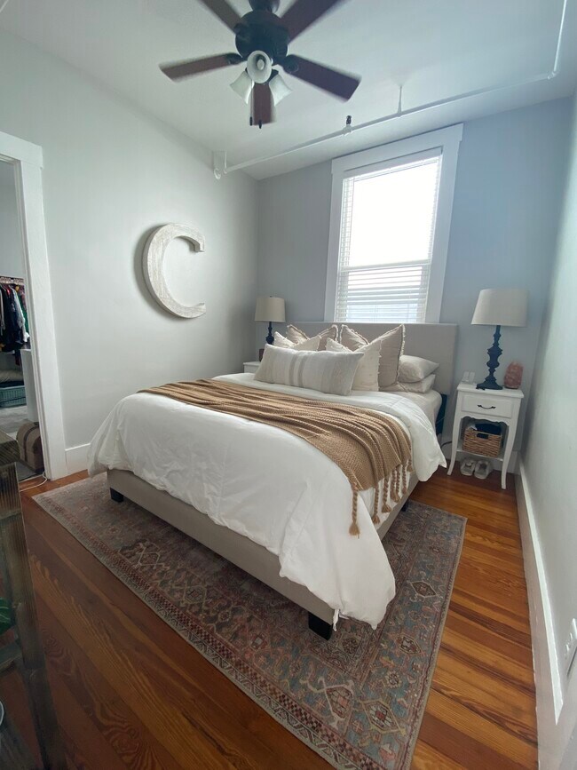 Foto del edificio - 428 N Donnelly St