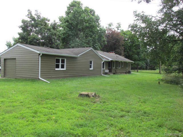 Building Photo - 737 S Duck Lake Rd