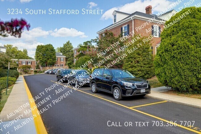 Foto del edificio - 3234 S Stafford St