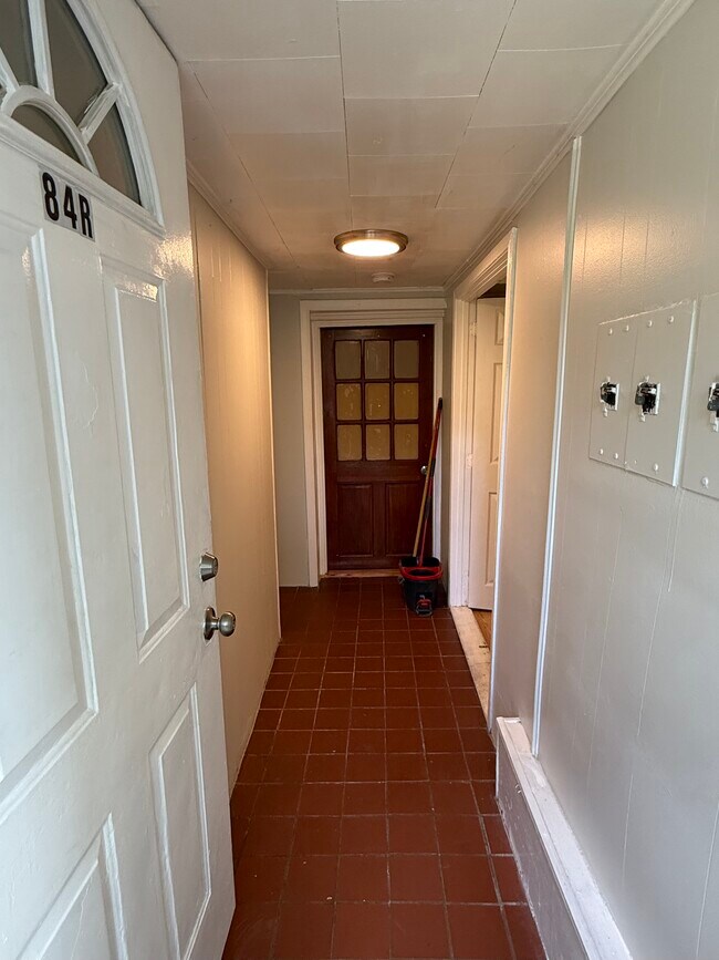 Foto del edificio - 84 Thorndike St