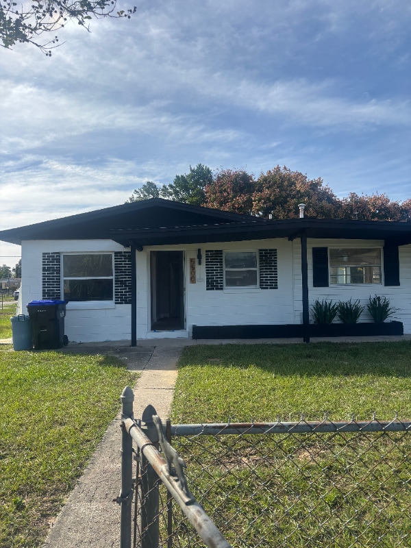 Building Photo - 5500 Huber Dr