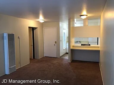 Building Photo - 1230 Brookside Dr