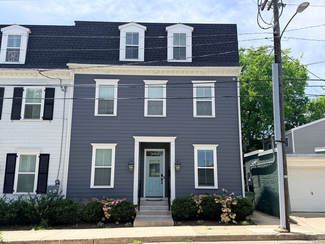 Beautiful Modern 3 Bedroom Church Hill Home - Beautiful Modern 3 Bedroom Church Hill Home