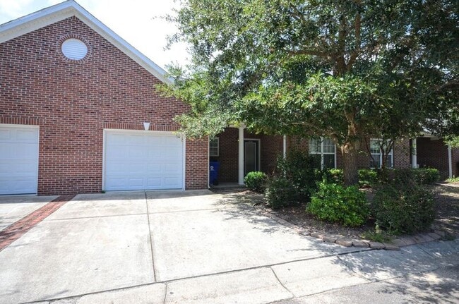 Building Photo - 6014 Banded Tulip Dr