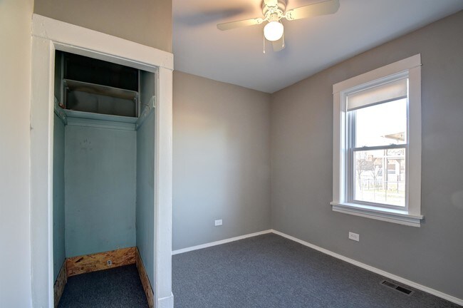 Building Photo - 3821 Deodar St