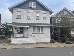 Building Photo - 612 Blackburn Rd