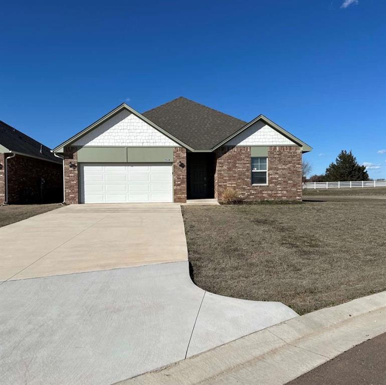 961 Waverly Dr, Edmond, OK 73034 House Rental in Edmond, OK