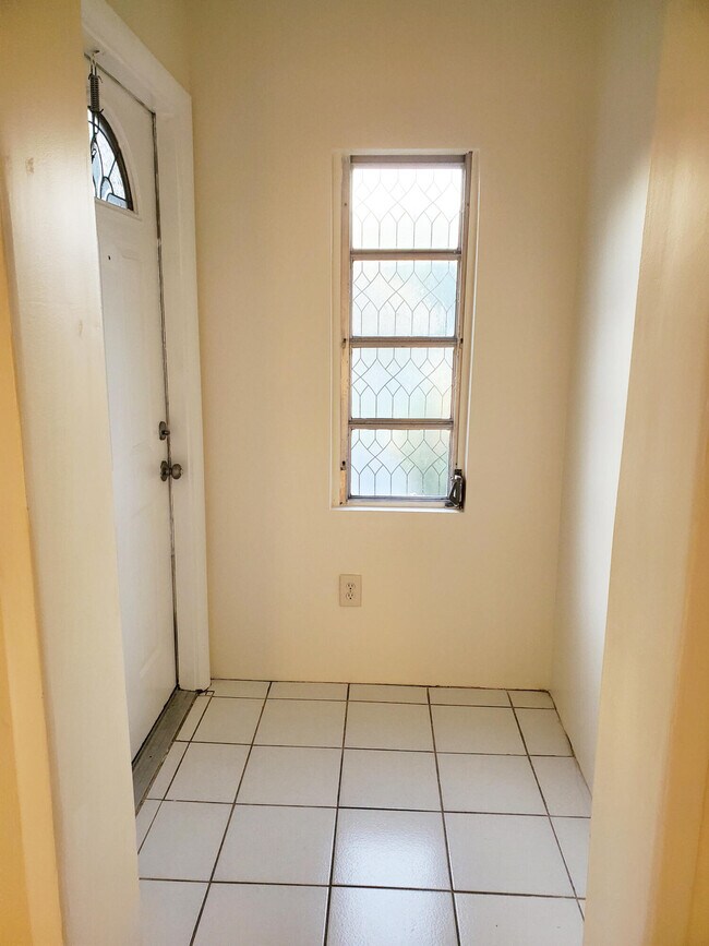 Foto del edificio - 5150 NE 17th Terrace