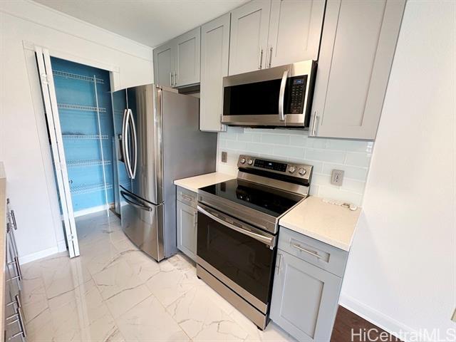 Foto del edificio - 94-638-638 Lumiaina St