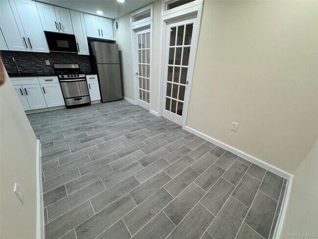 Foto del edificio - 1481 Needham Ave